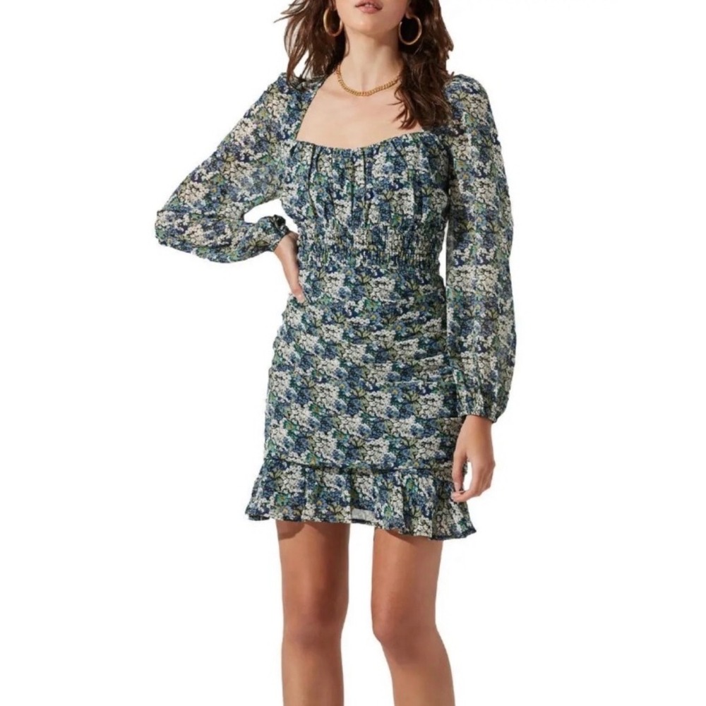ASTR The Label Blue Green Floral Ruched Mini Dress Ruffle Hem Cottagecore Boho